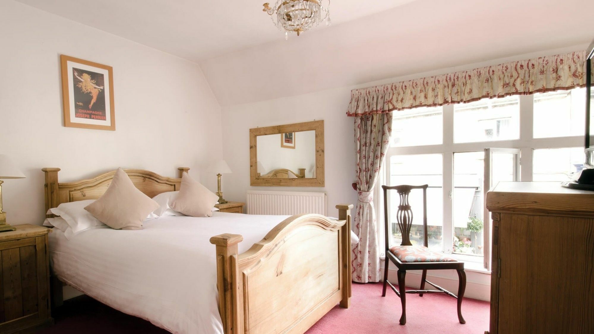 The White Hart Inn วินช์คอมบ์ ภายนอก รูปภาพ